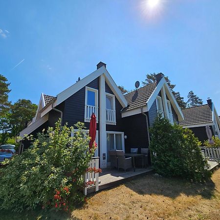 Haus Sandra Glowe Bagian luar foto