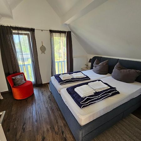 Haus Sandra Glowe Bagian luar foto